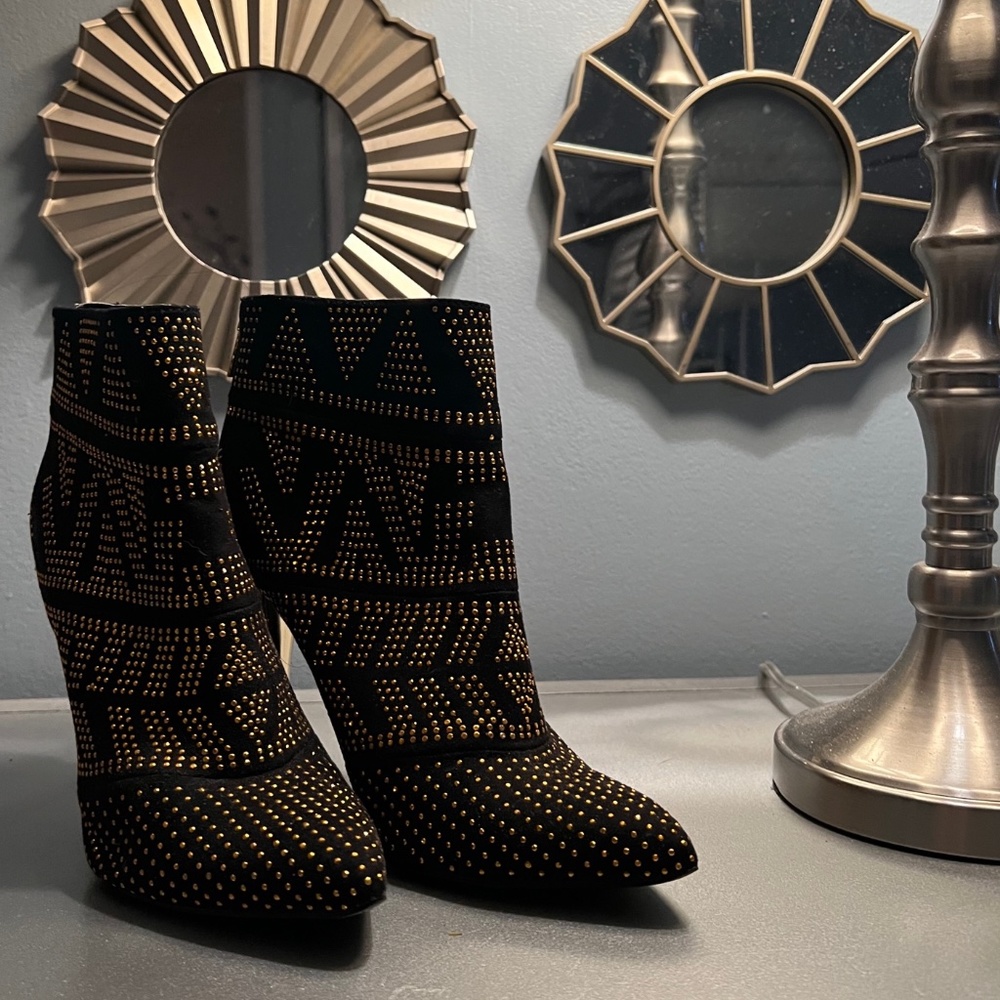 Thalia Sodi Black Copper Beaded Alejandra Heels Size 8